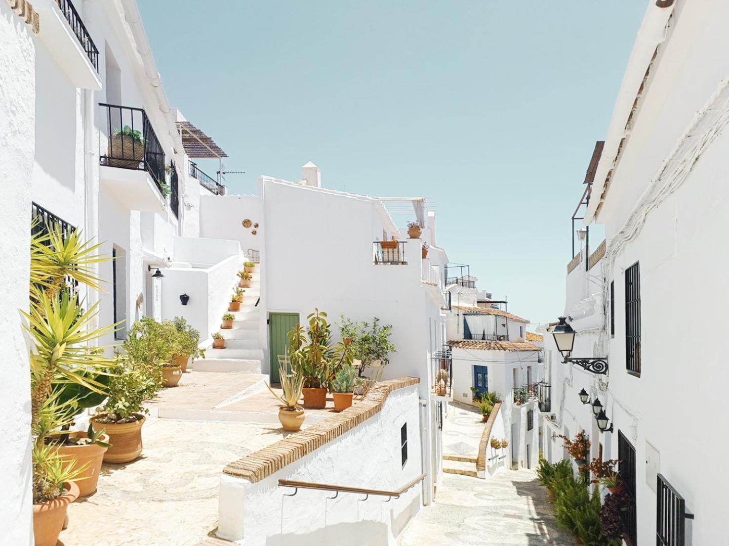 Las Pizarrillas: Tu Hogar En Este Blanco Pueblo Frigiliana Exterior photo