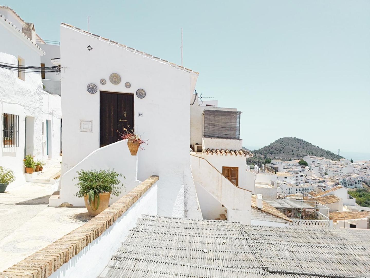 Las Pizarrillas: Tu Hogar En Este Blanco Pueblo Frigiliana Exterior photo