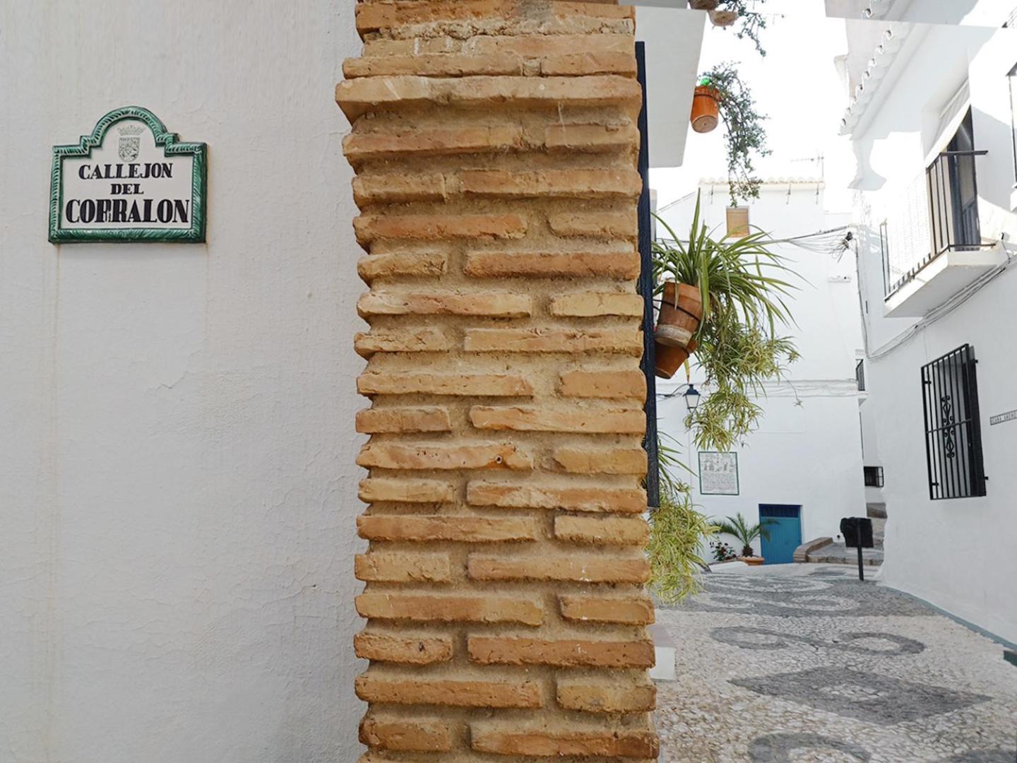 Las Pizarrillas: Tu Hogar En Este Blanco Pueblo Frigiliana Exterior photo