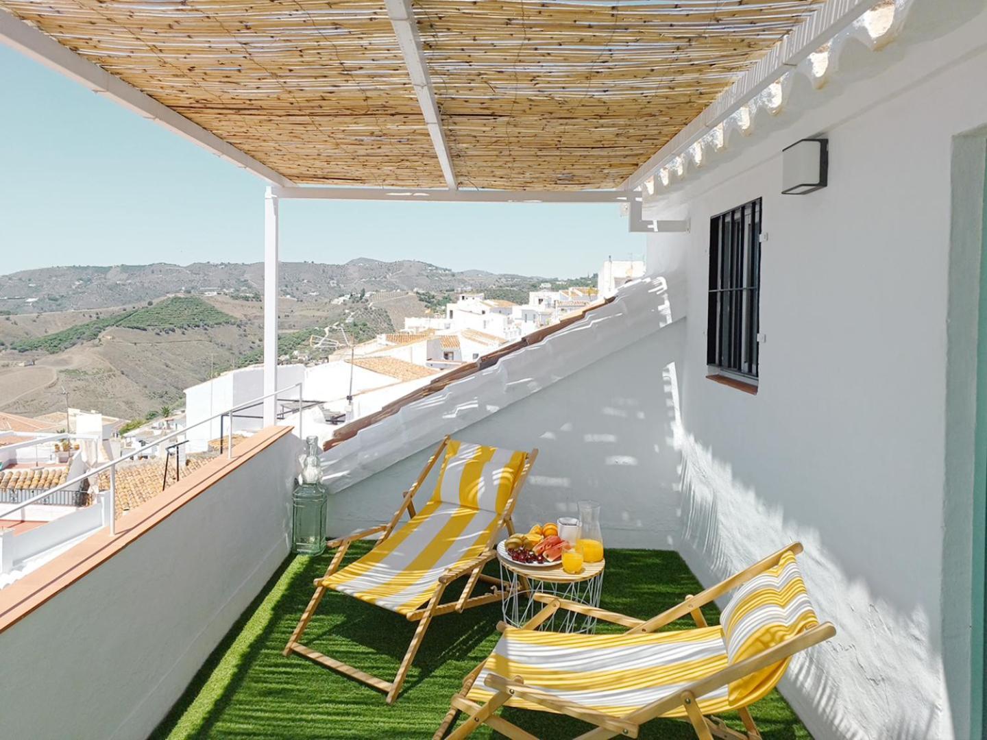 Las Pizarrillas: Tu Hogar En Este Blanco Pueblo Frigiliana Exterior photo